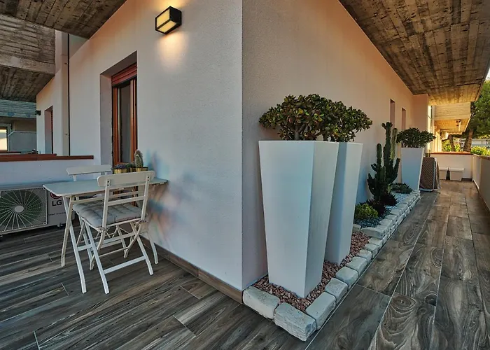 Stella - Luxury By The Sea - Boutique Apartment
