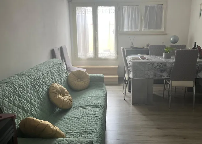 Matilde Home